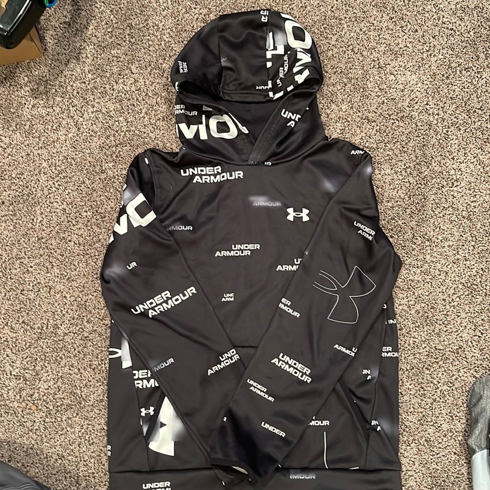 Boys under armour hoodie
